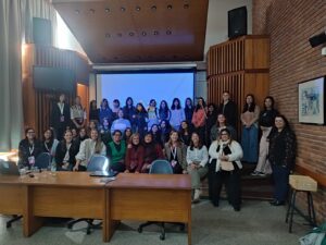 DIA INTERNACIONAL DE LAS NIÑAS EN LAS TIC EN ITS ARIAS BALPARDA